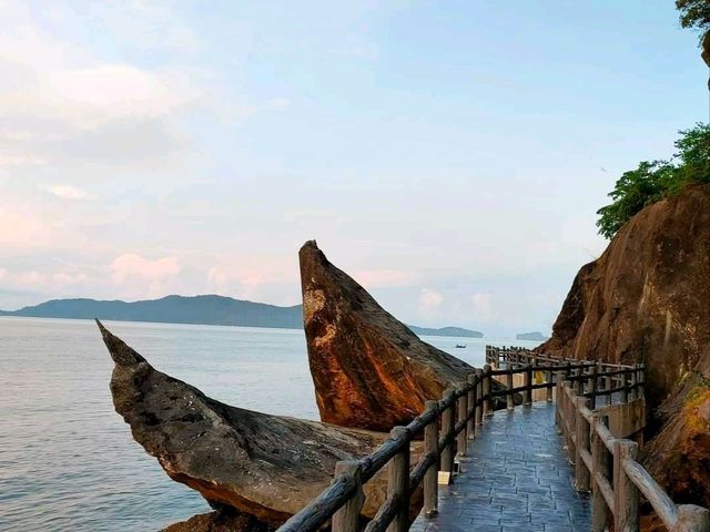 เกาะเภตรา