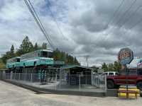 BW Bus, A Bus-Themed Restaurant