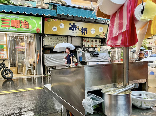 【台湾・台北】ごま油香る新鮮内臓スープ🐷