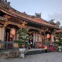 Lungshan Temple: A Spiritual Haven with Breathtaking Architecture
