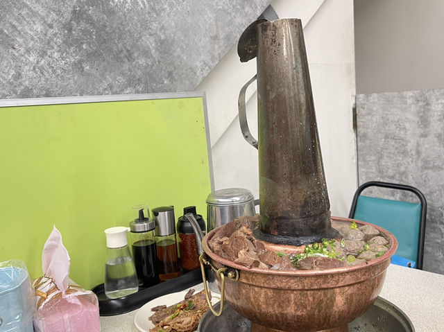 臺中南屯 臺灣清真麵館味道如何？ 清真恩德元餃子館
