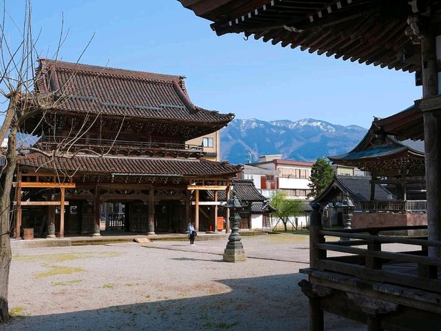 【城端・井波】（富山県南砺市　旧国名：越中）
