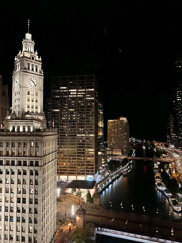 시카고 가성비 좋은 Trump International Hotel & Tower® Chicago