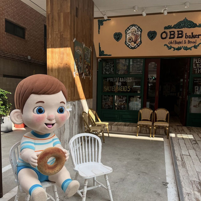 【韓国】話題のドバイチョコベーグルから変わったベーグルまでたくさんあるカフェ🥯