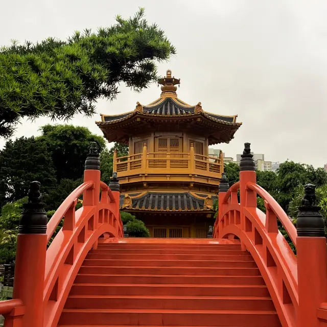 南蓮園池