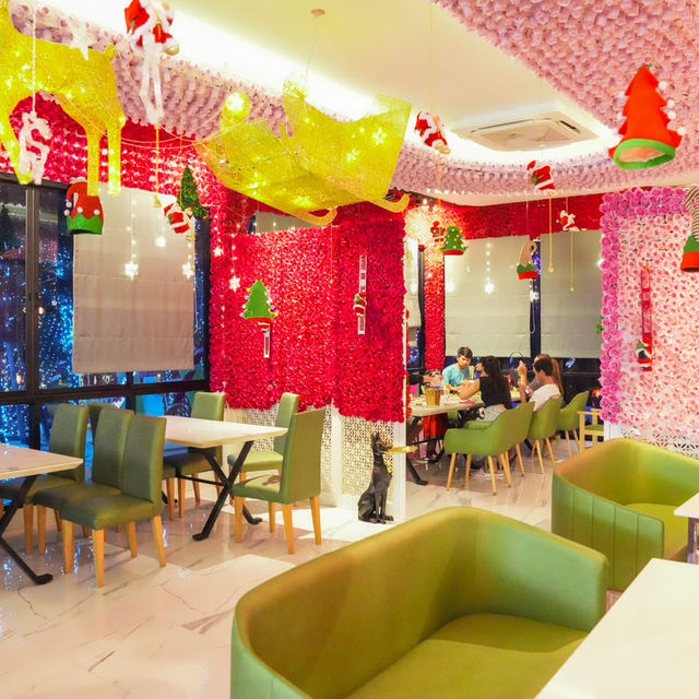 📍 Neramit Cafe at Chainat 🎅🎄❄️