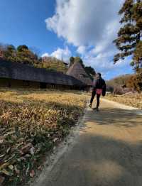 【フィナンシェ型の不思議な建物】