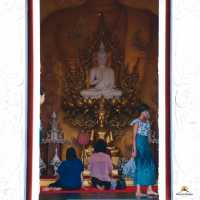 วัดร่องขุ่น