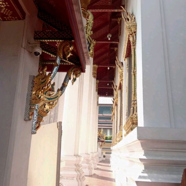 ชมความงามของพระวิหารวัดสุทัศน์✨️