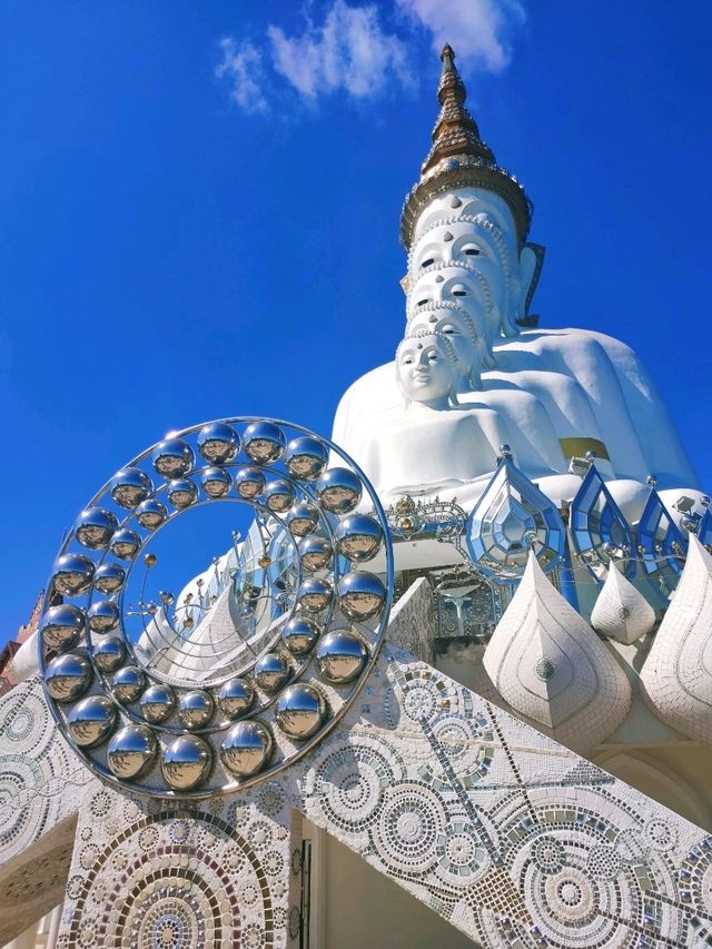 【カオコー/タイ】5連ブッダ様の居るモザイク寺