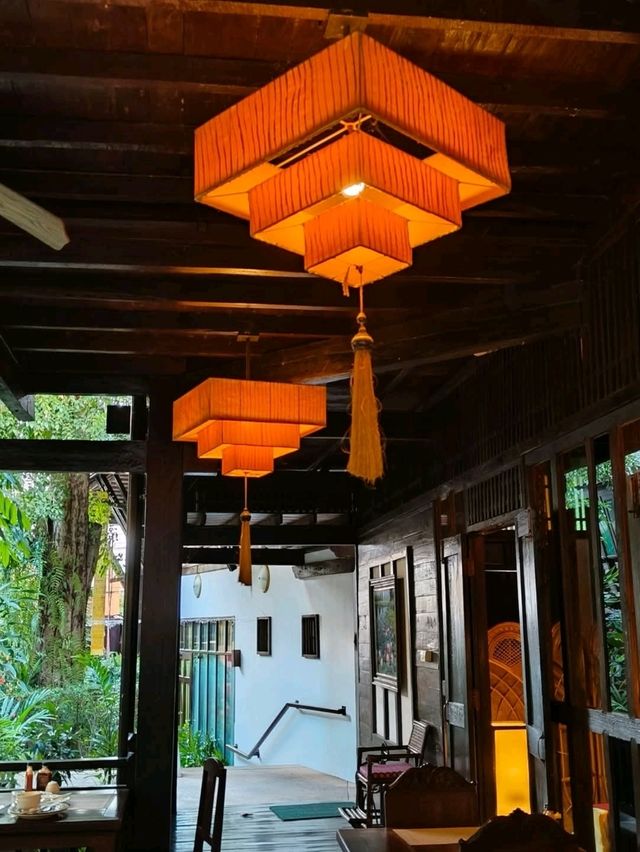 鬧中取靜的清邁四星度假酒店：Yantarasri Resort