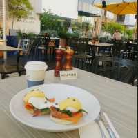 Timeless Comfort at The Rocks Cafe