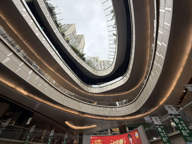 深圳卓悅中心：藝術與購物完美結合，打卡影相一流！📸🛍️