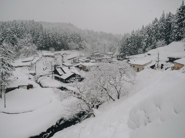 Ginzan Onsen  หมู่บ้านออนเซ็นท่ามกลางหุบเขา🏔️