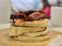 A Must-Try Breakfast Spot: Koko Head Cafe 🍳🥞