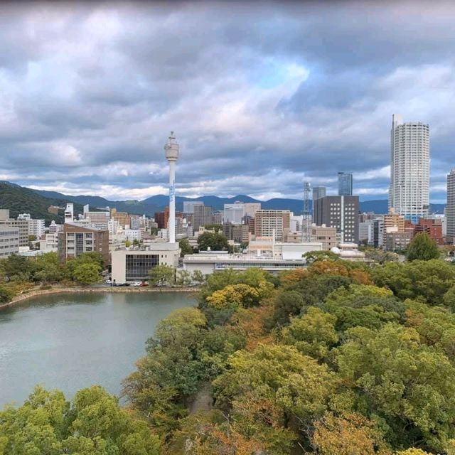 春遊廣島城，原爆毀滅後重生的鯉魚城
