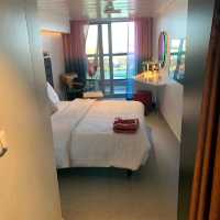 Scarlet Lady – Virgin Voyages