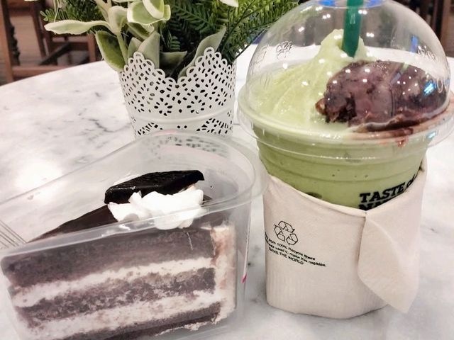 Amazon Cafe เมืองภูเก็ต