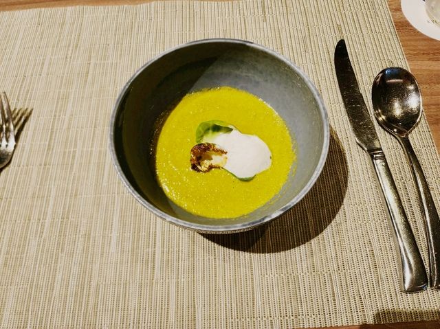 [🇯🇵軽井沢] 旧軽井沢KIKYOキュリオ・コレクションbyヒルトンのレストラン「ソノリテ」でのディナーと朝食