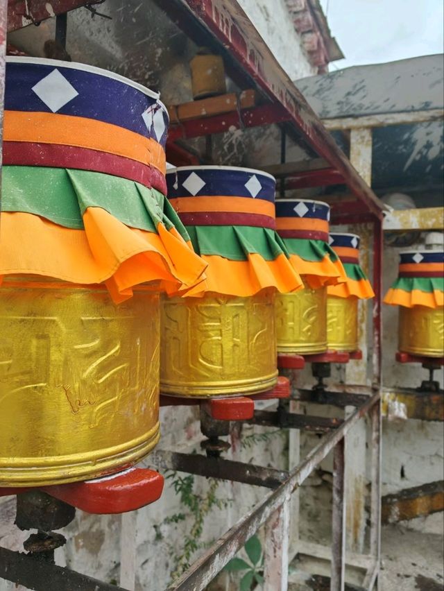 Exploring Drepung Monastery: A Glimpse into Tibet’s Spiritual Heart