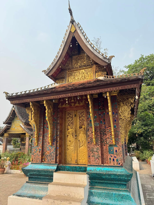 วัดเชียงทอง หลวงพระบาง ลาว 🤍🧡