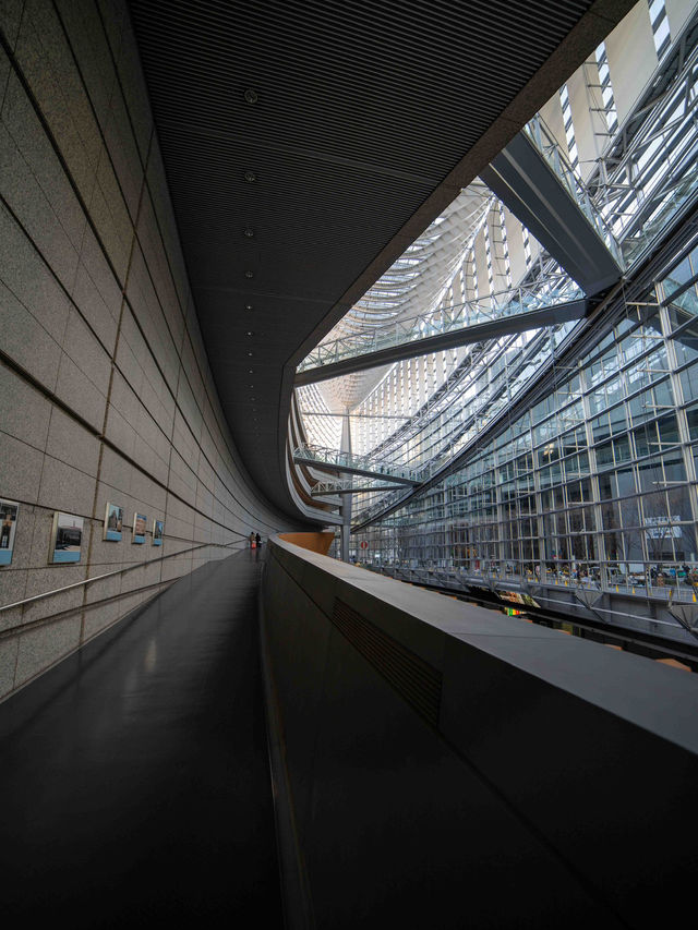 東京国際フォーラム🏢 未来的なデザインが魅力のランドマーク