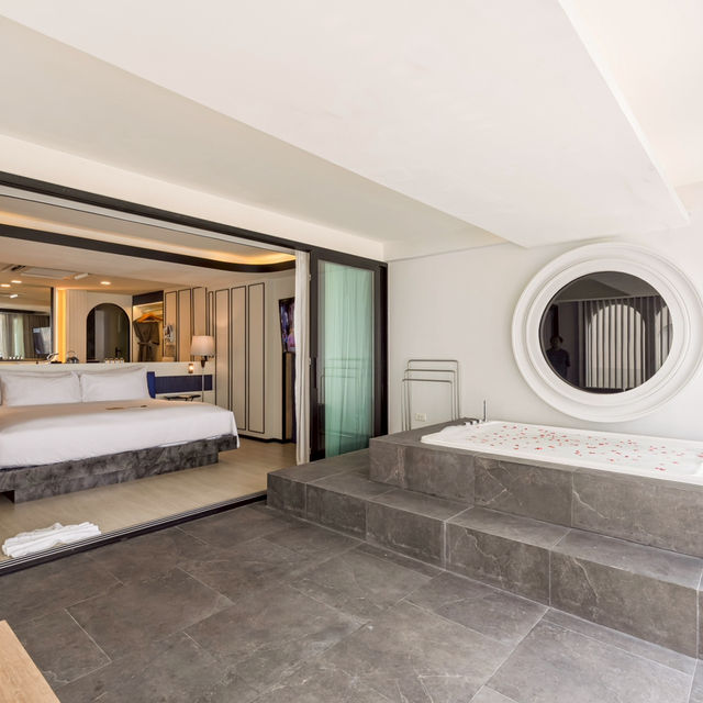Anona Beachfront Phuket Resort  🏖️✨