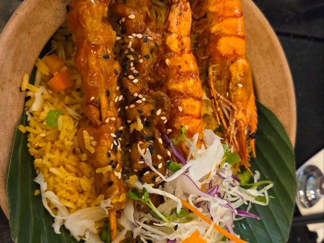 바싹한 식감의 맛있는 베트남 가정식 나트랑 마담프엉
