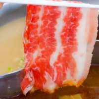 ชาบูดี ซูชิอร่อย กับ โลมาชาบู