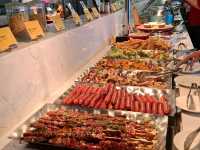 ✨ 將捷金鬱金香酒店 河畔餐廳，結合 松葉蟹🦀、干貝🪸、現煎牛排🥩 與壯麗的山河海景，給你一場超值美味的無限饗宴！