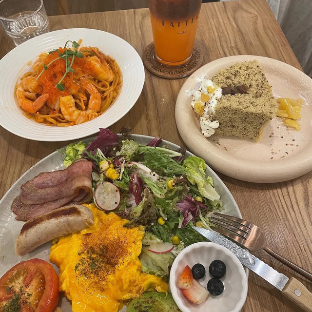 靚靚打卡cafe