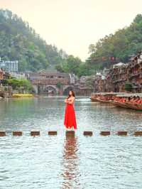 ชวนเที่ยวเฟิ่งหวงเมืองน้ำโบราณอายุ 400 ปี 