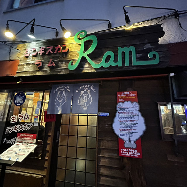 札幌グルメ4選✨【ジンギスカン,回転寿司,カニ,スープカレー】