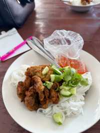 ผัดไทยท่ายาง ความอร่อยแห่งเพชรบุรี