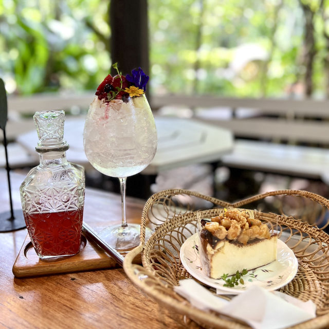 คาเฟ่ลับๆในสวนผลไม้ นครนายก🍰🍹