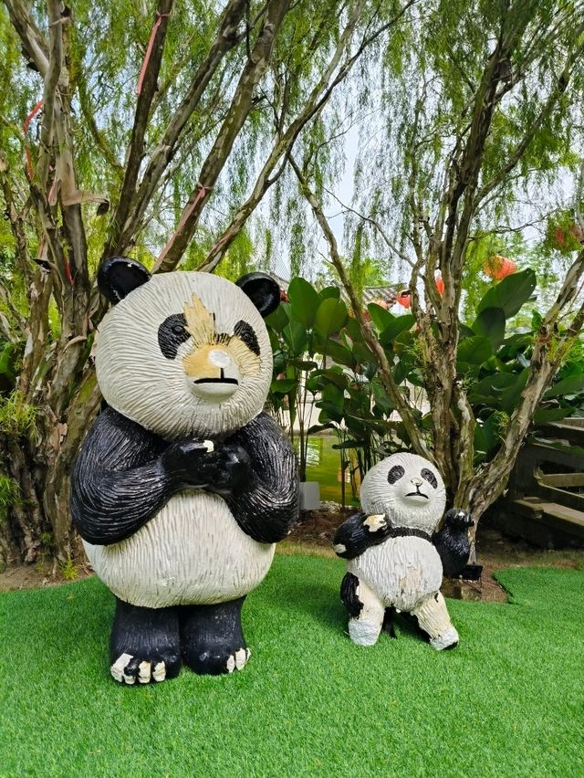Where East Meets East: The China-Malaysia Friendship Garden's Silent Diplomacy of Blooms