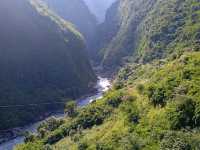 Into the Heart of the Himalayas: My Soul-Stirring Journey to Annapurna