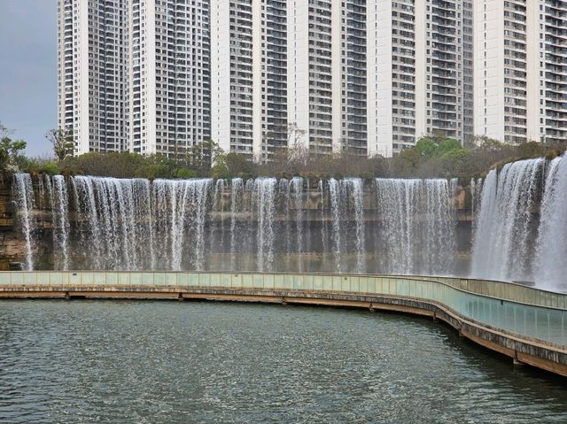 Kunming Waterfall Park