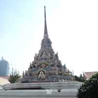 "วัดสวยสุด UNSEEN ย่านพระราม 3"