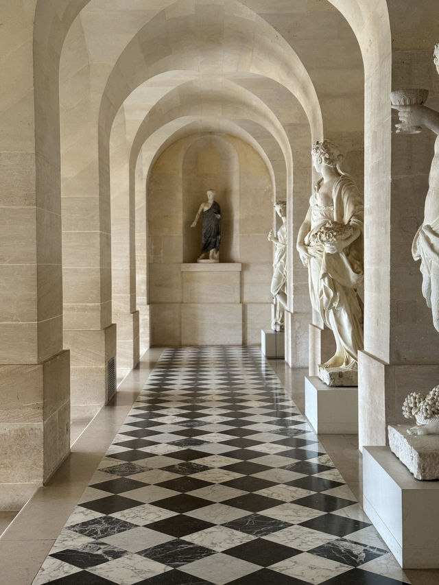 Versailles: Palaces, Fountains & Fairy Tales 🌿🏰