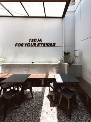 Tedja Coffee Summarecon