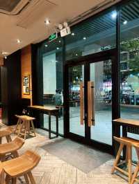 Starbucks (Hangzhou Hubin Yintai in77)