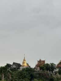 วัดเกาะลอยศรีมหาราชา จังหวัดชลบุรี✨