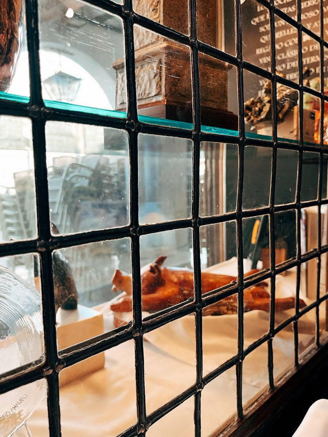 🇪🇸西班牙賽哥維亞美食探店 🍽️ Mesón de Cándido