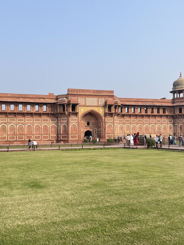 Taj Mahal อนุสรณ์แห่งความรัก