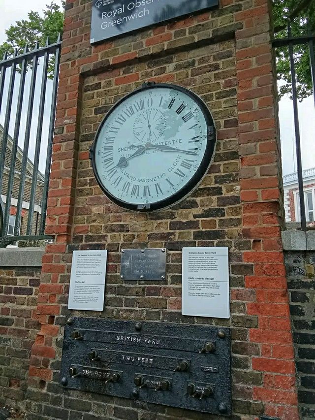 Stand Between Hemispheres – A Day at Greenwich & the Prime Meridian