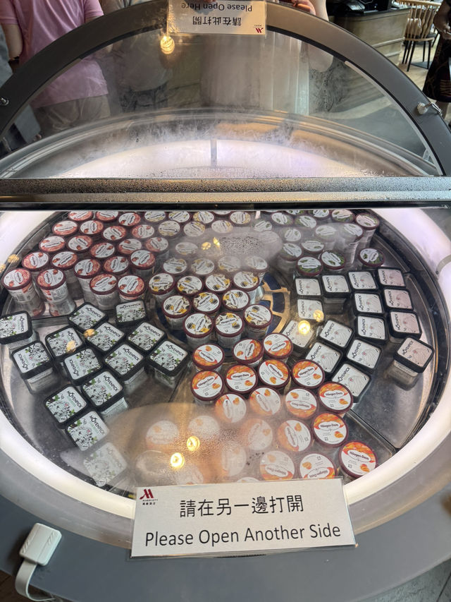 【香港】 海洋公園萬豪自助午餐，甜品愛好者必食！