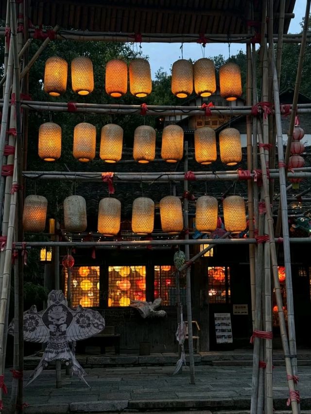 Wujiangzhai by Night: A Dreamscape of Lanterns and Water