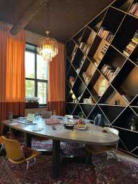 Staying in hostel can be this luxurious 