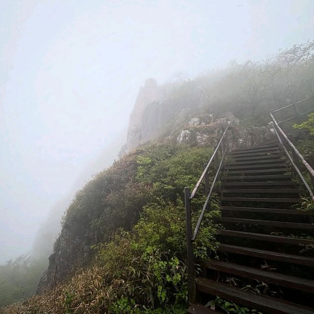 Cheonhwangbong, Outta Breath, In the Clouds, Lovin’ Life